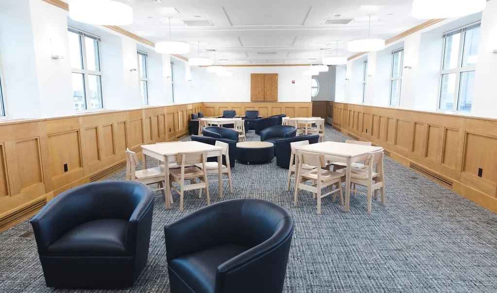 Lounge with tables and chairs 