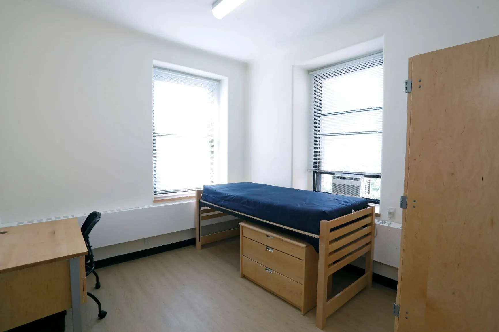 Hogan Hall room
