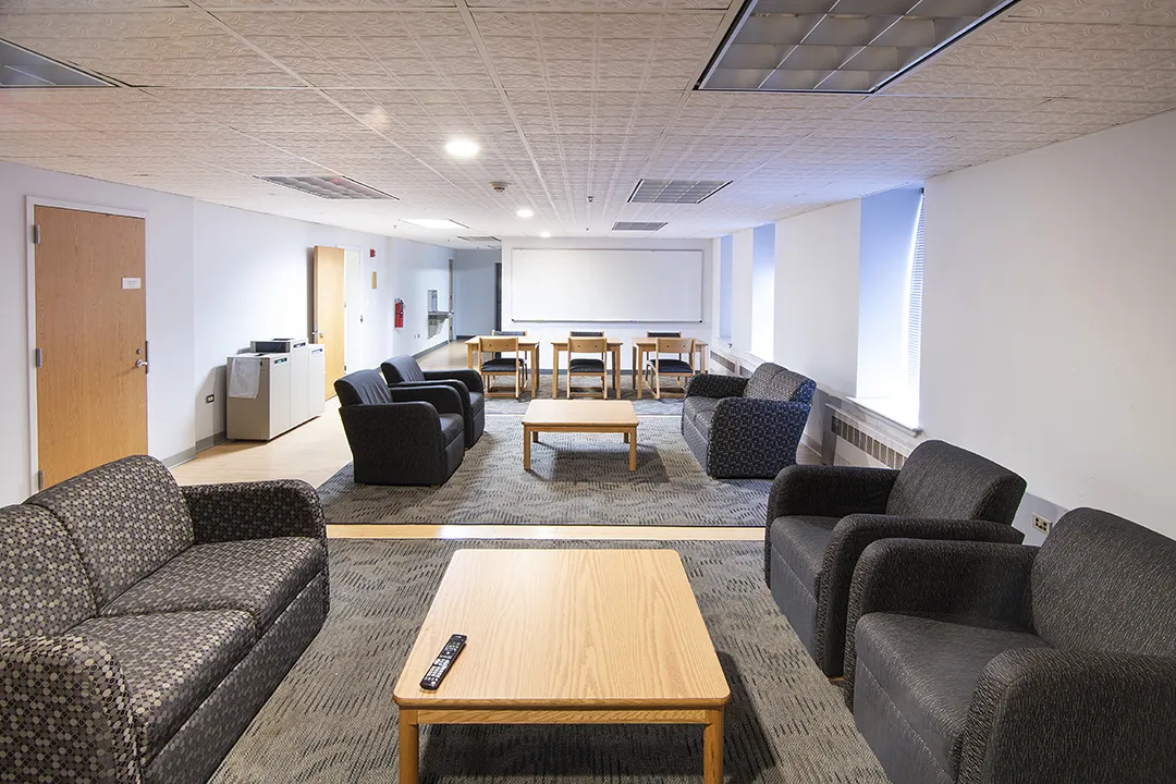 River community lounge with chairs, tables